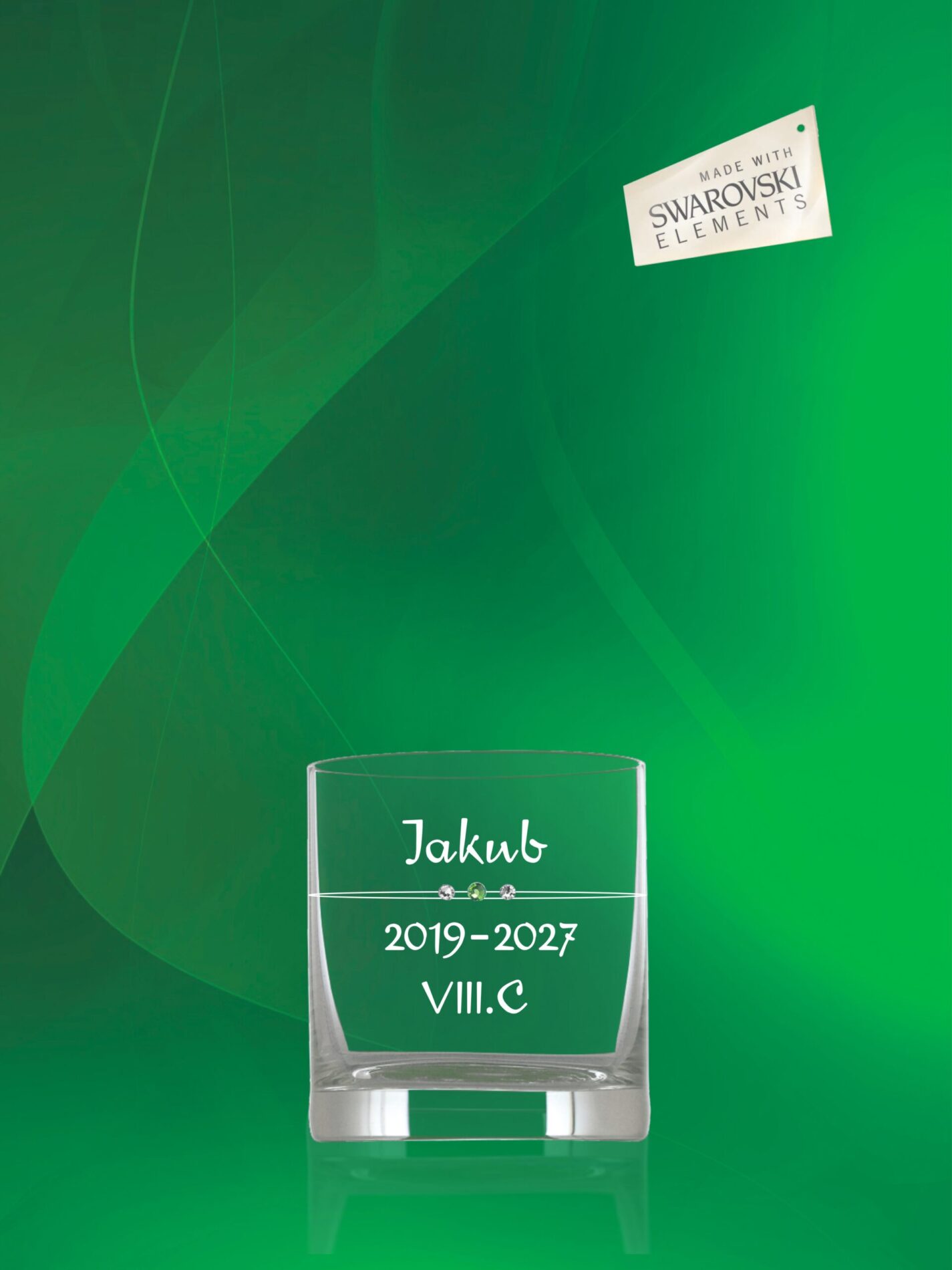 Detailné gravírovanie na poháre na stužkovú pre maturantov.